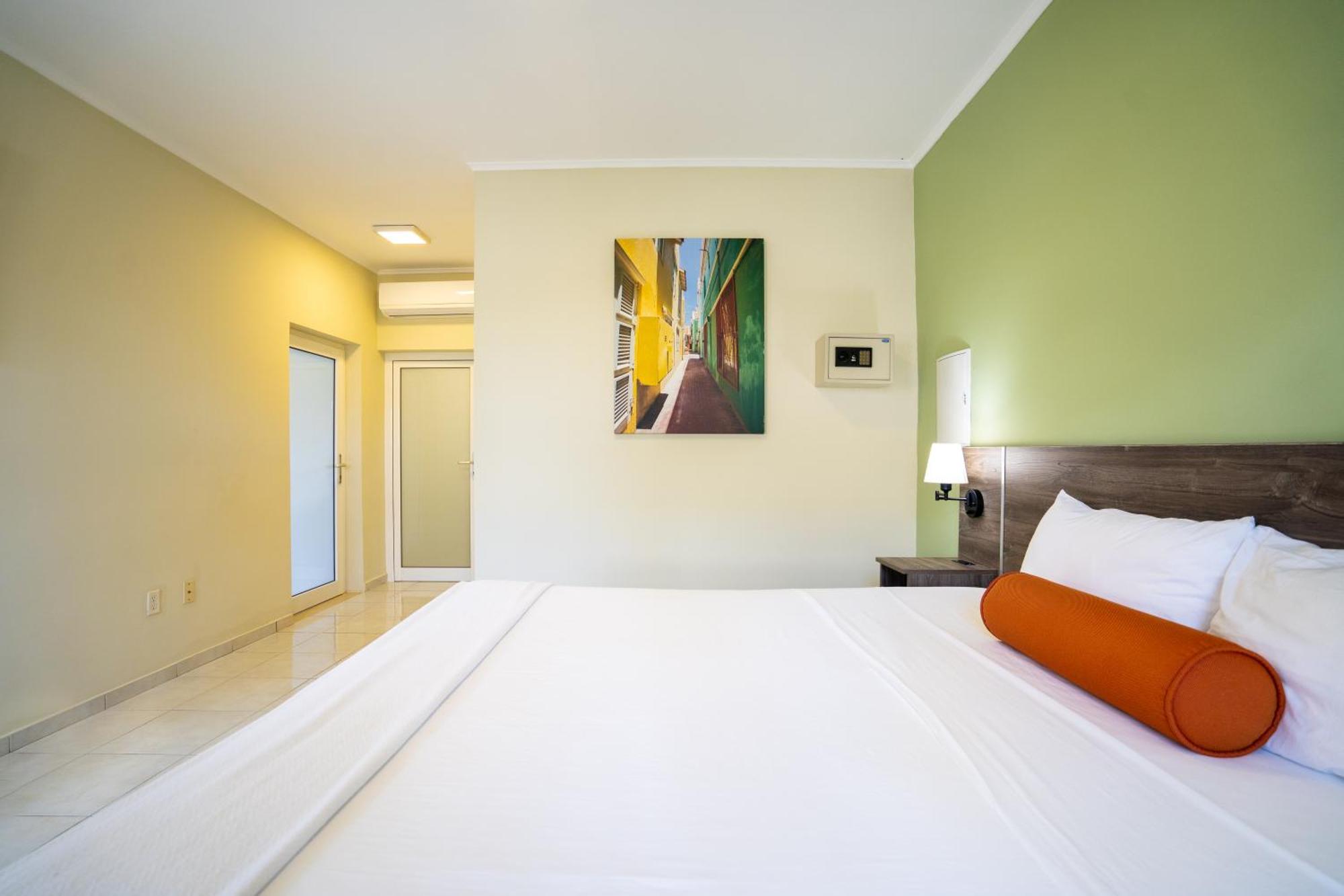 Delynne Boutique Hotel Willemstad Ngoại thất bức ảnh
